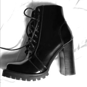 Jeffrey Campbell ‘Legion’ Boot size 8